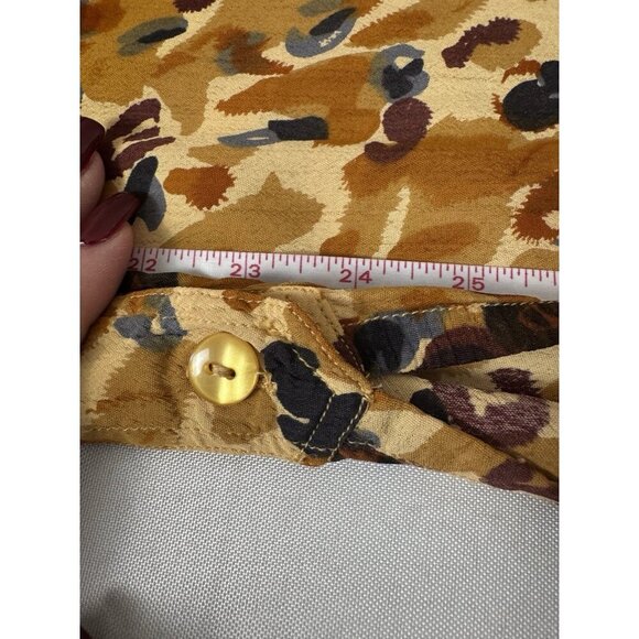 Silhouettes Top 3X Golden Blue Leopard Animal Print Mobwife Button Up Blouse - Picture 9 of 10